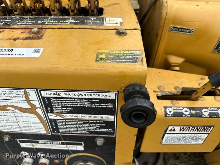 image for item OG9239 1986 Vermeer  LM-35 cable plow