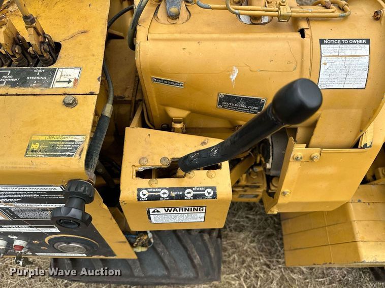 image for item OG9239 1986 Vermeer  LM-35 cable plow