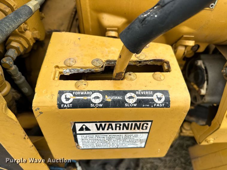 image for item OG9239 1986 Vermeer  LM-35 cable plow