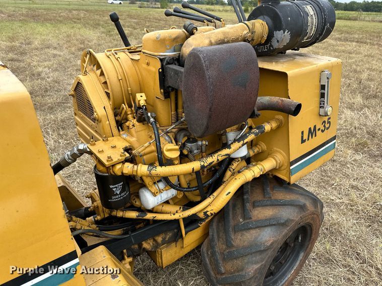image for item OG9239 1986 Vermeer  LM-35 cable plow