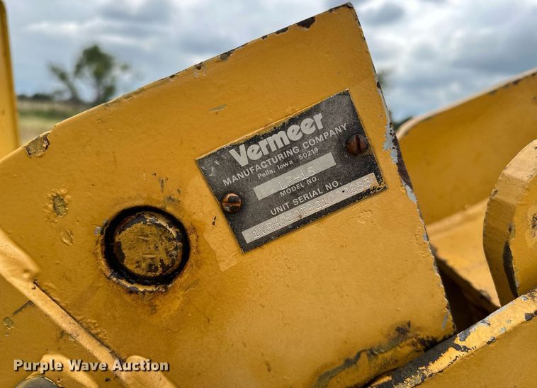 image for item OG9239 1986 Vermeer  LM-35 cable plow