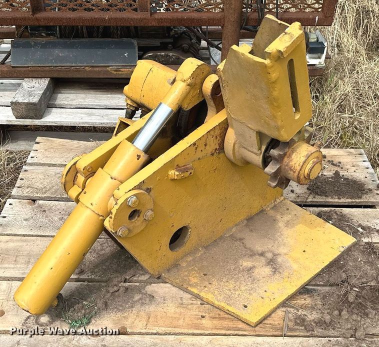 image for item OG9239 1986 Vermeer  LM-35 cable plow