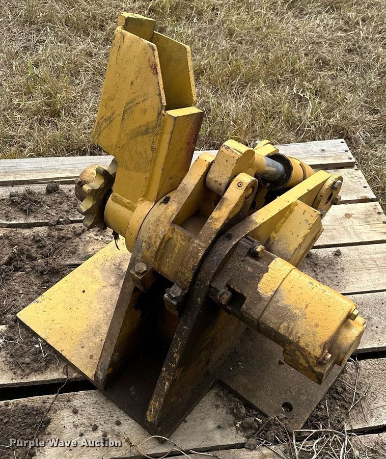 image for item OG9239 1986 Vermeer  LM-35 cable plow