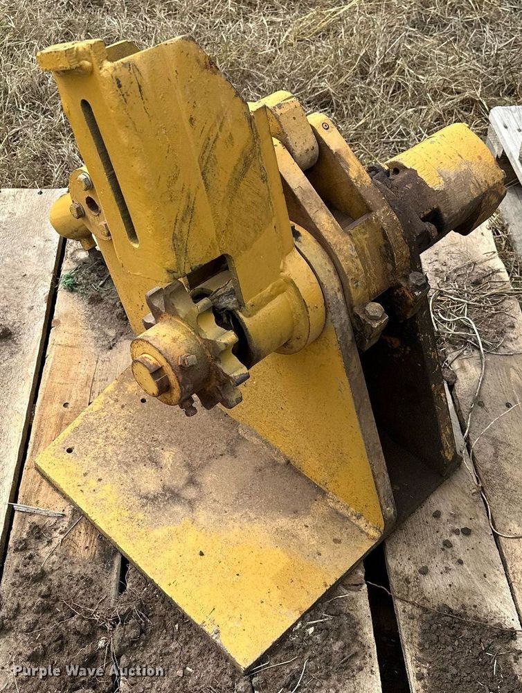 image for item OG9239 1986 Vermeer  LM-35 cable plow