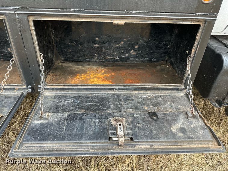 image for item OG9240 2003 Ford F750  winch truck