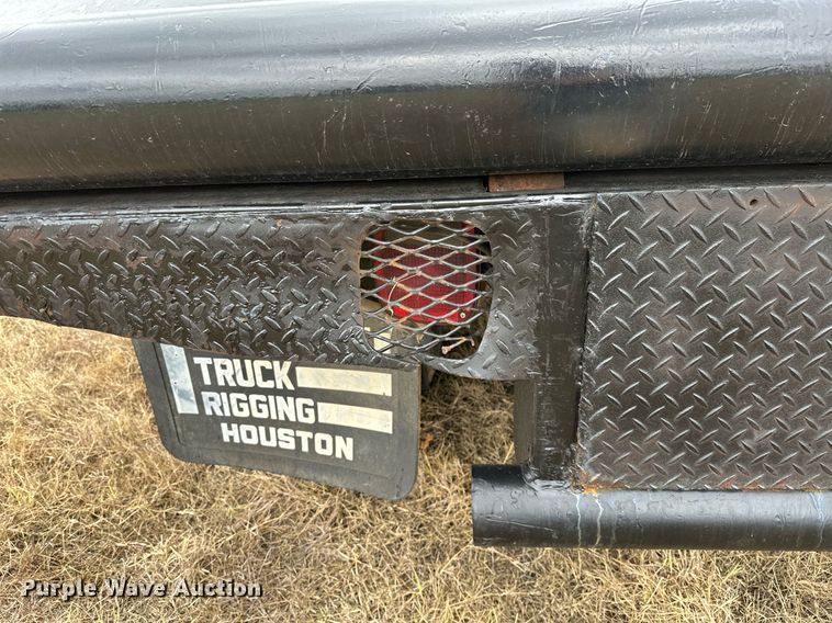 image for item OG9240 2003 Ford F750  winch truck