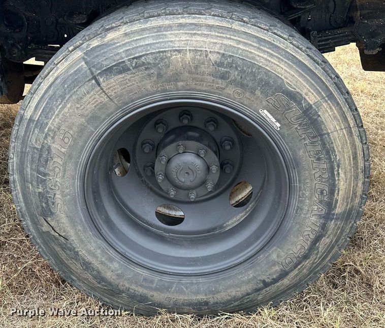 image for item OG9240 2003 Ford F750  winch truck