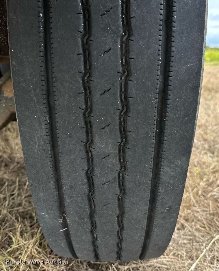 image for item OG9240 2003 Ford F750  winch truck