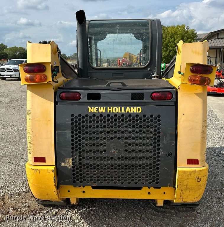image for item OG9241 2014 New Holland C227  tracked skid steer loader