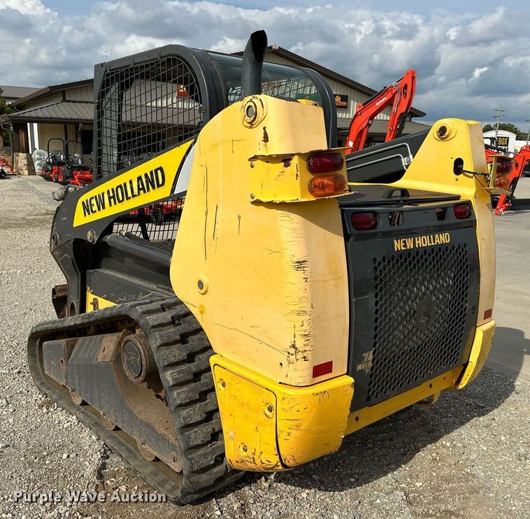 image for item OG9241 2014 New Holland C227  tracked skid steer loader