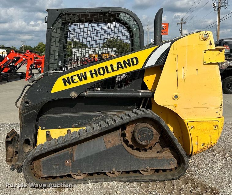 image for item OG9241 2014 New Holland C227  tracked skid steer loader