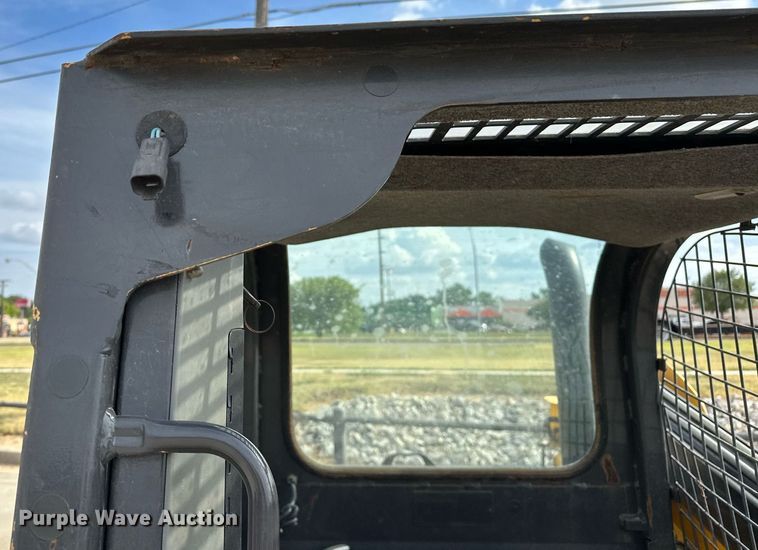 image for item OG9241 2014 New Holland C227  tracked skid steer loader