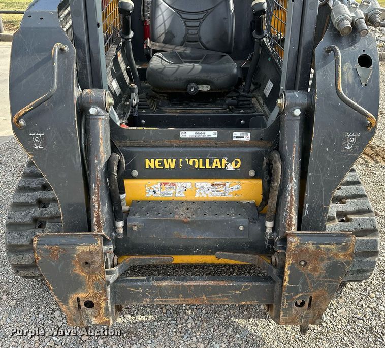 image for item OG9241 2014 New Holland C227  tracked skid steer loader