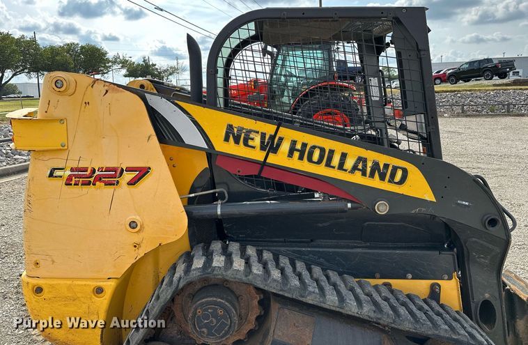 image for item OG9241 2014 New Holland C227  tracked skid steer loader