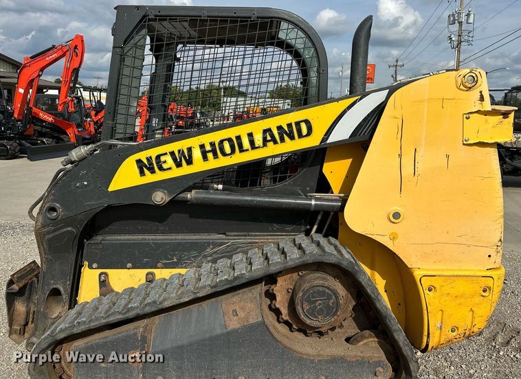 image for item OG9241 2014 New Holland C227  tracked skid steer loader
