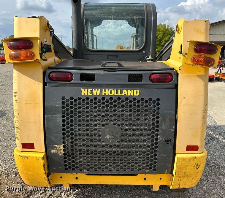 image for item OG9241 2014 New Holland C227  tracked skid steer loader