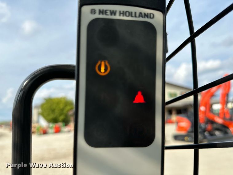 image for item OG9241 2014 New Holland C227  tracked skid steer loader