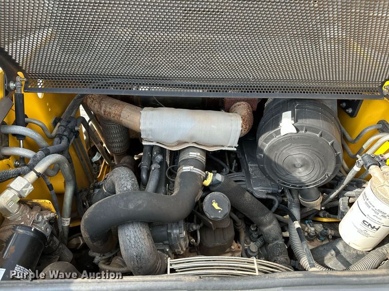 image for item OG9241 2014 New Holland C227  tracked skid steer loader