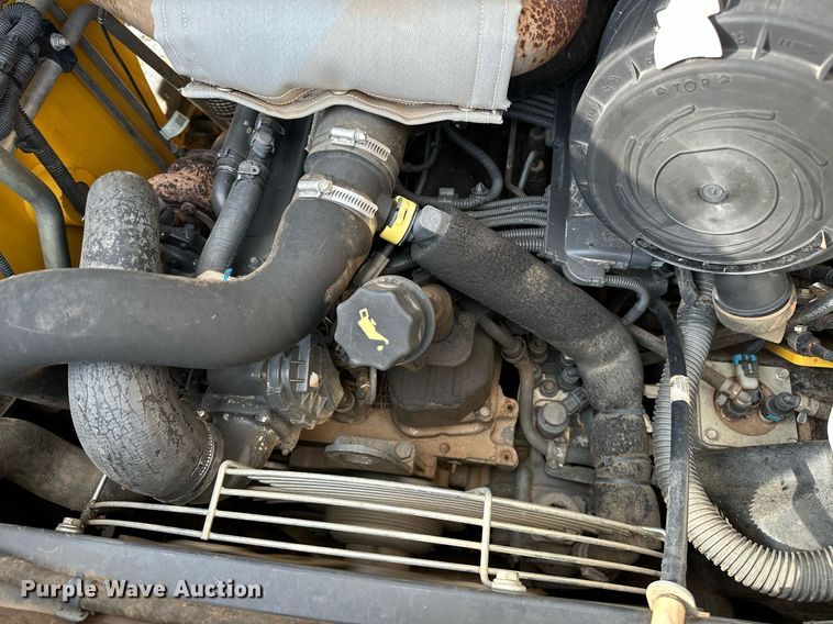 image for item OG9241 2014 New Holland C227  tracked skid steer loader