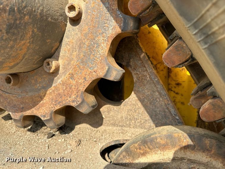 image for item OG9241 2014 New Holland C227  tracked skid steer loader