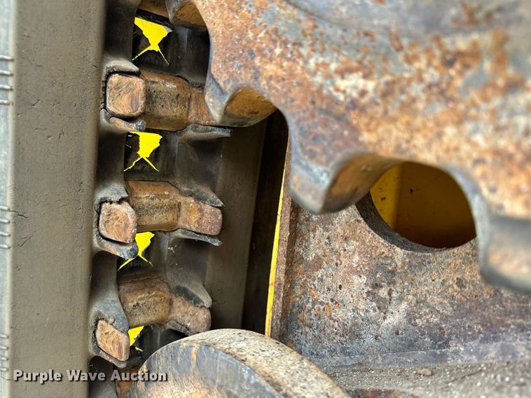 image for item OG9241 2014 New Holland C227  tracked skid steer loader