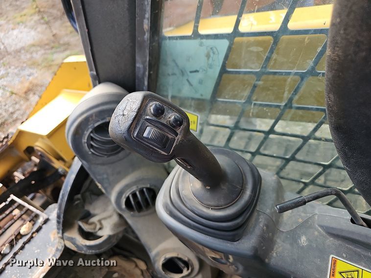 image for item OG9329 2016 Caterpillar 289D  tracked skid steer loader