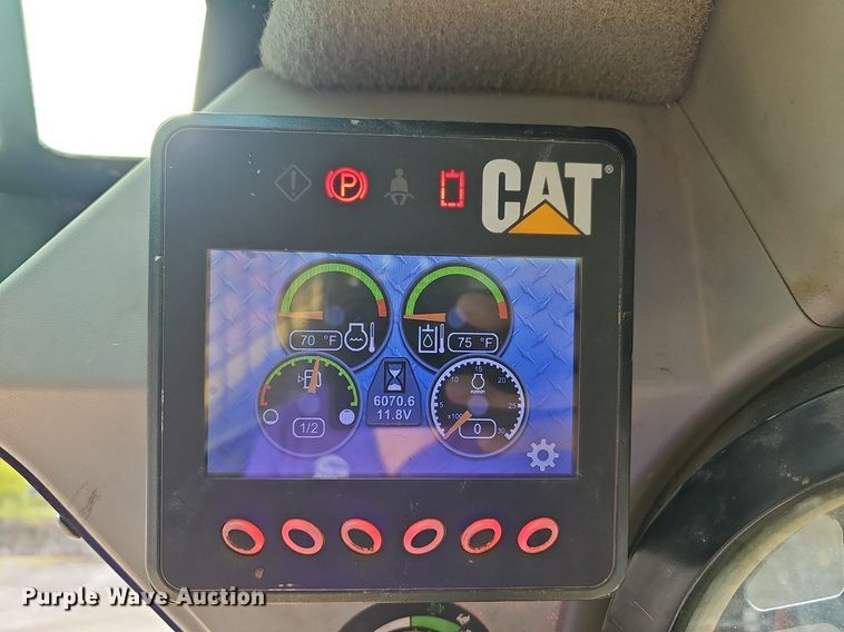 image for item OG9329 2016 Caterpillar 289D  tracked skid steer loader