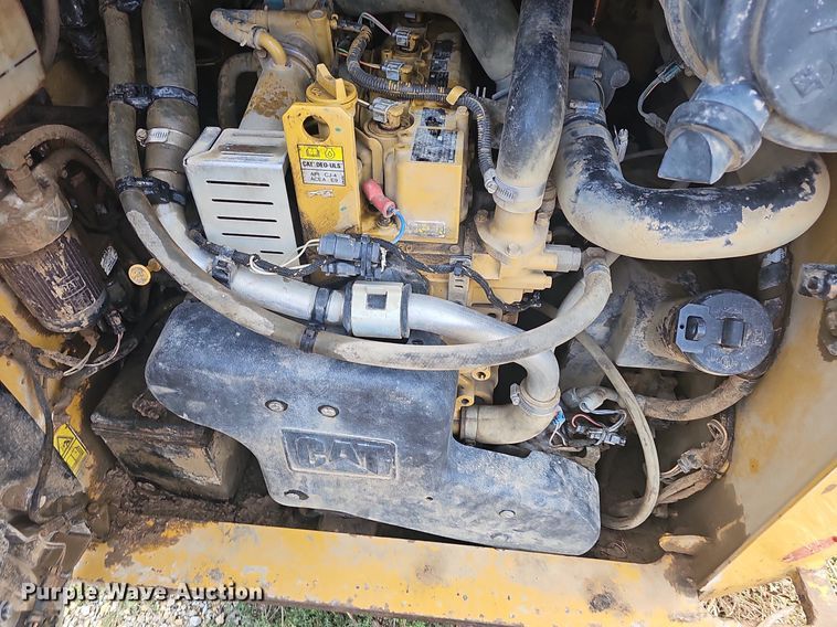 image for item OG9329 2016 Caterpillar 289D  tracked skid steer loader