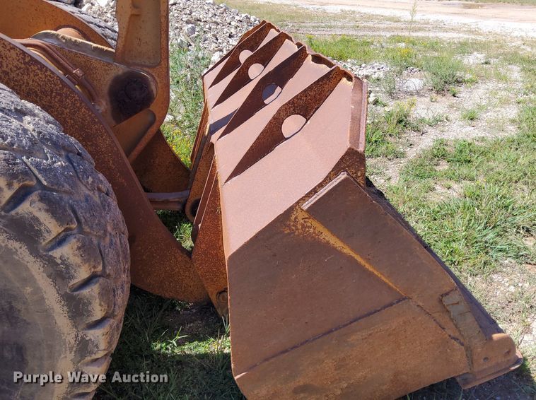 image for item OG9331 1994 Case 721B  wheel loader