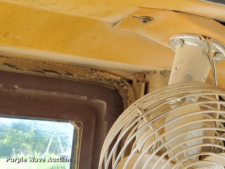 image for item OG9331 1994 Case 721B  wheel loader