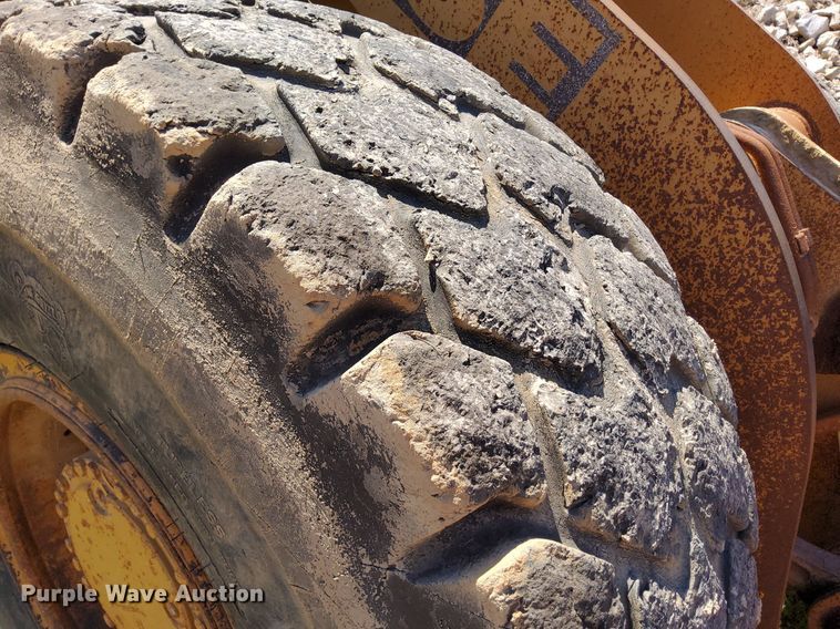 image for item OG9331 1994 Case 721B  wheel loader