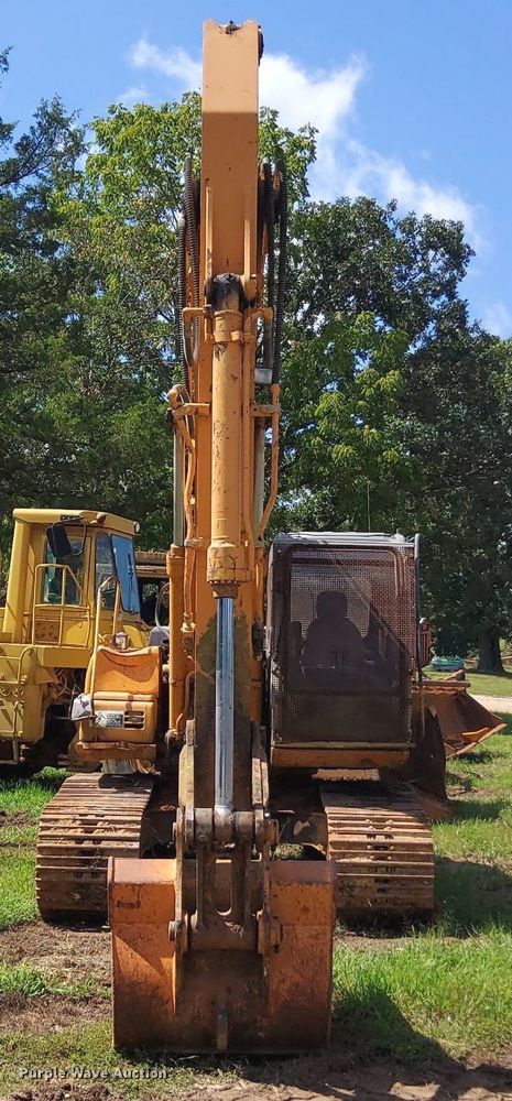 image for item OG9332 2005 Case CX160  excavator