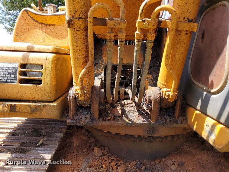 image for item OG9332 2005 Case CX160  excavator