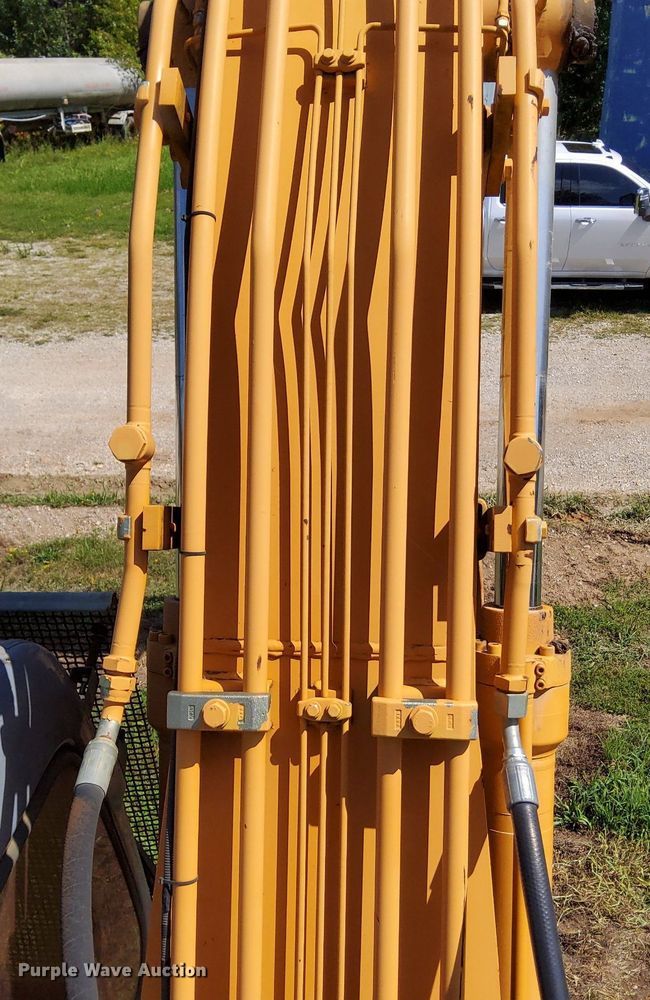 image for item OG9332 2005 Case CX160  excavator