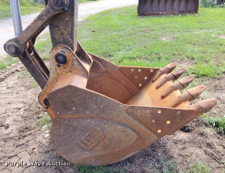 image for item OG9332 2005 Case CX160  excavator