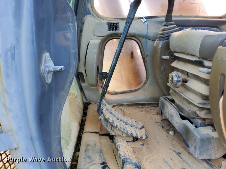 image for item OG9332 2005 Case CX160  excavator