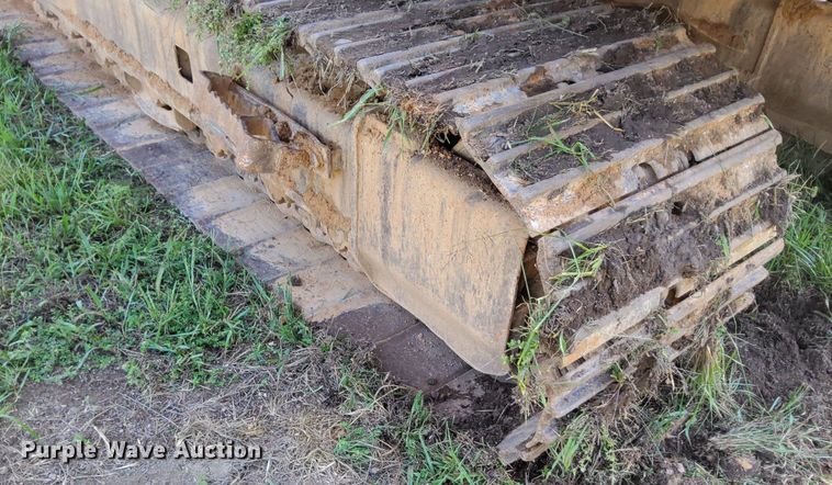 image for item OG9332 2005 Case CX160  excavator