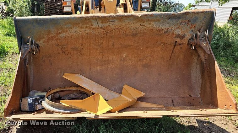 image for item OG9335 1995 Case 721B  wheel loader