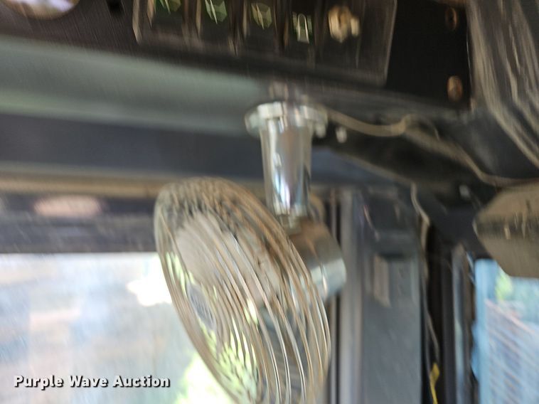 image for item OG9335 1995 Case 721B  wheel loader