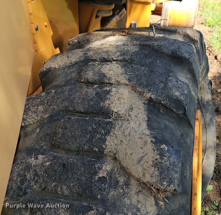 image for item OG9335 1995 Case 721B  wheel loader