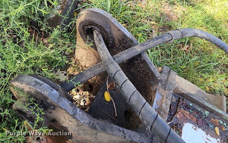 image for item OG9336 2006 Tramac 900  hydraulic hammer drill