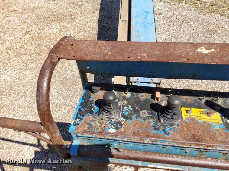 image for item OG9337 2002 Genie S80  boom lift