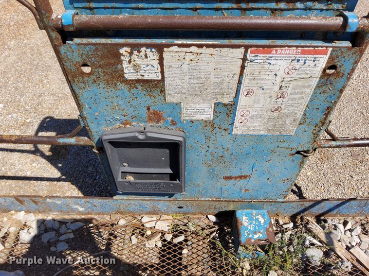 image for item OG9337 2002 Genie S80  boom lift