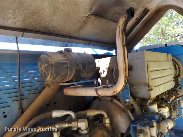 image for item OG9337 2002 Genie S80  boom lift