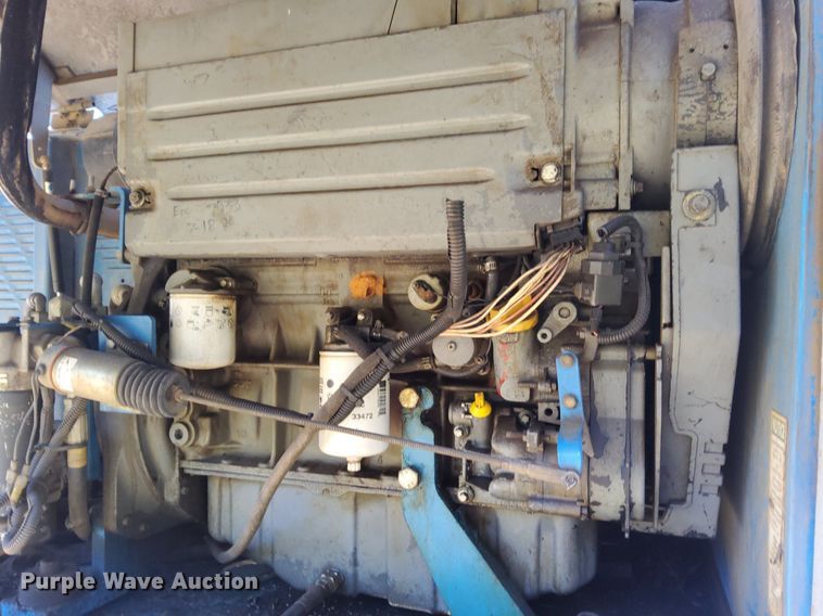 image for item OG9337 2002 Genie S80  boom lift