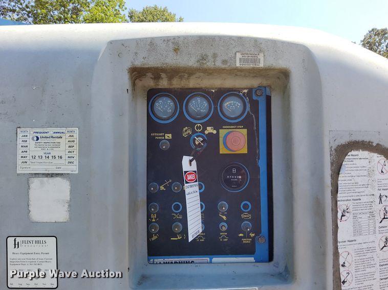 image for item OG9337 2002 Genie S80  boom lift