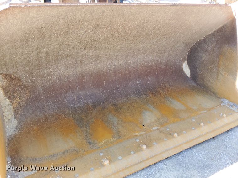 image for item OG9343 2010 John Deere 744K  wheel loader