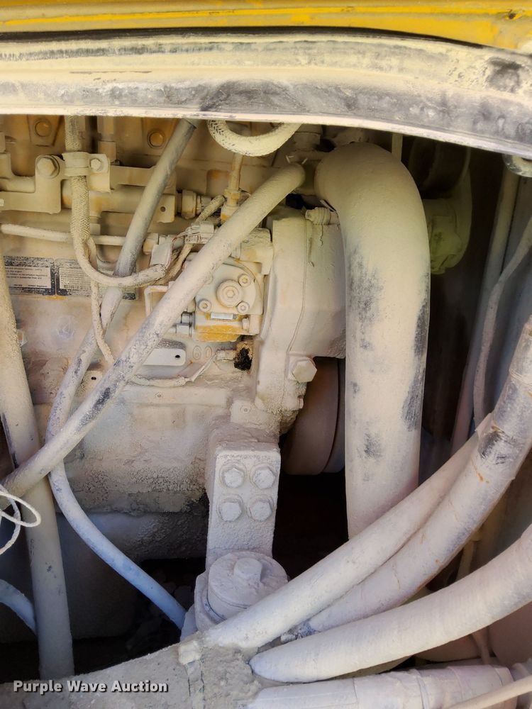 image for item OG9343 2010 John Deere 744K  wheel loader