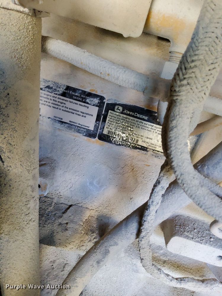 image for item OG9343 2010 John Deere 744K  wheel loader