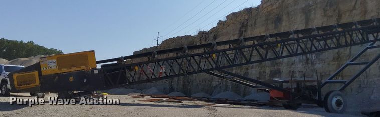 image for item OG9344 2019 TCI Fabick Cat 36x70 Diesel RS  radial stacking conveyor